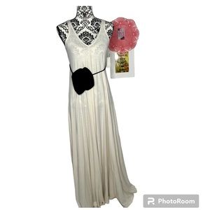 NWT Elijah V-Neck Maxi Dress Beige with Black Rosette Size XS